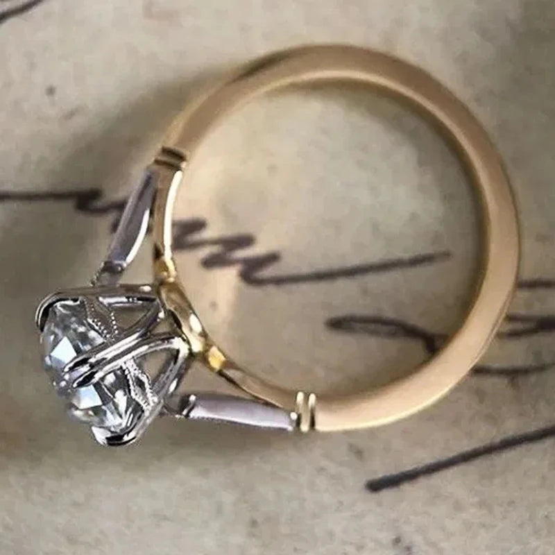 Bague femme bicolore élégante plaquée or – design raffiné, zircon brillant.