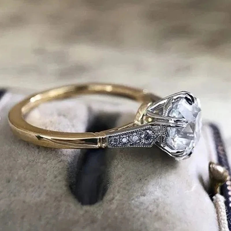 Bague femme bicolore élégante plaquée or – design raffiné, zircon brillant.