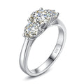 Bague femme en moissanite 2 ct plaqué or – éclat diamant, style éternité élégant.
