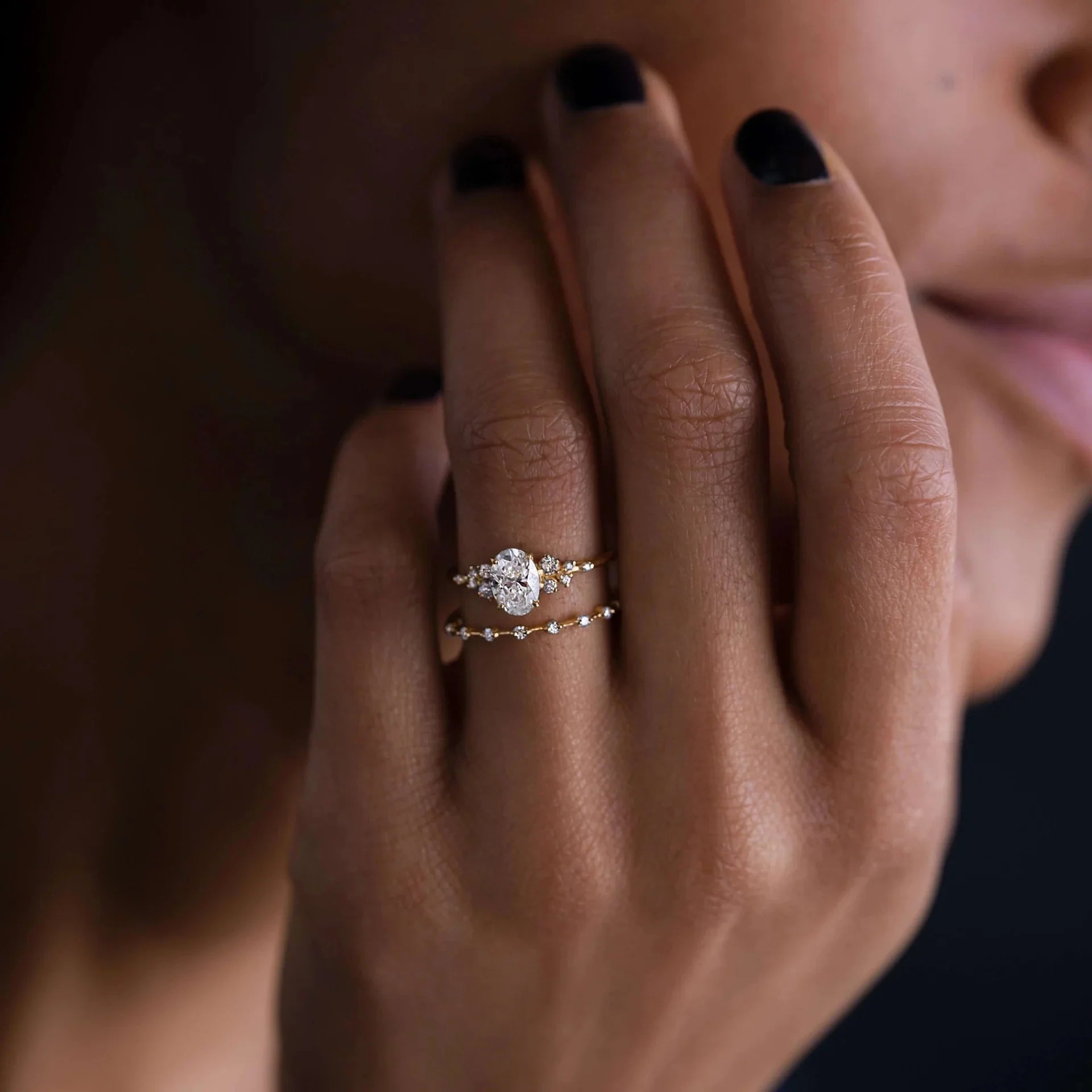 Bague femme plaqué or avec moissanite ovale – éclat exceptionnel, style luxe.